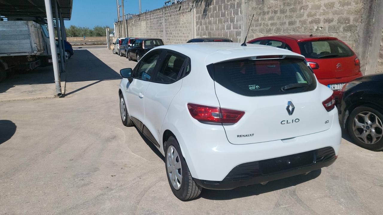 Renault Clio 1.5 dCi 8V 75CV 5 porte Costume National