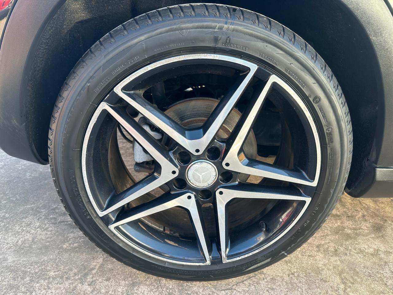 GLA 200 D 4MATIC PREMIUM FINANZIAMENTO