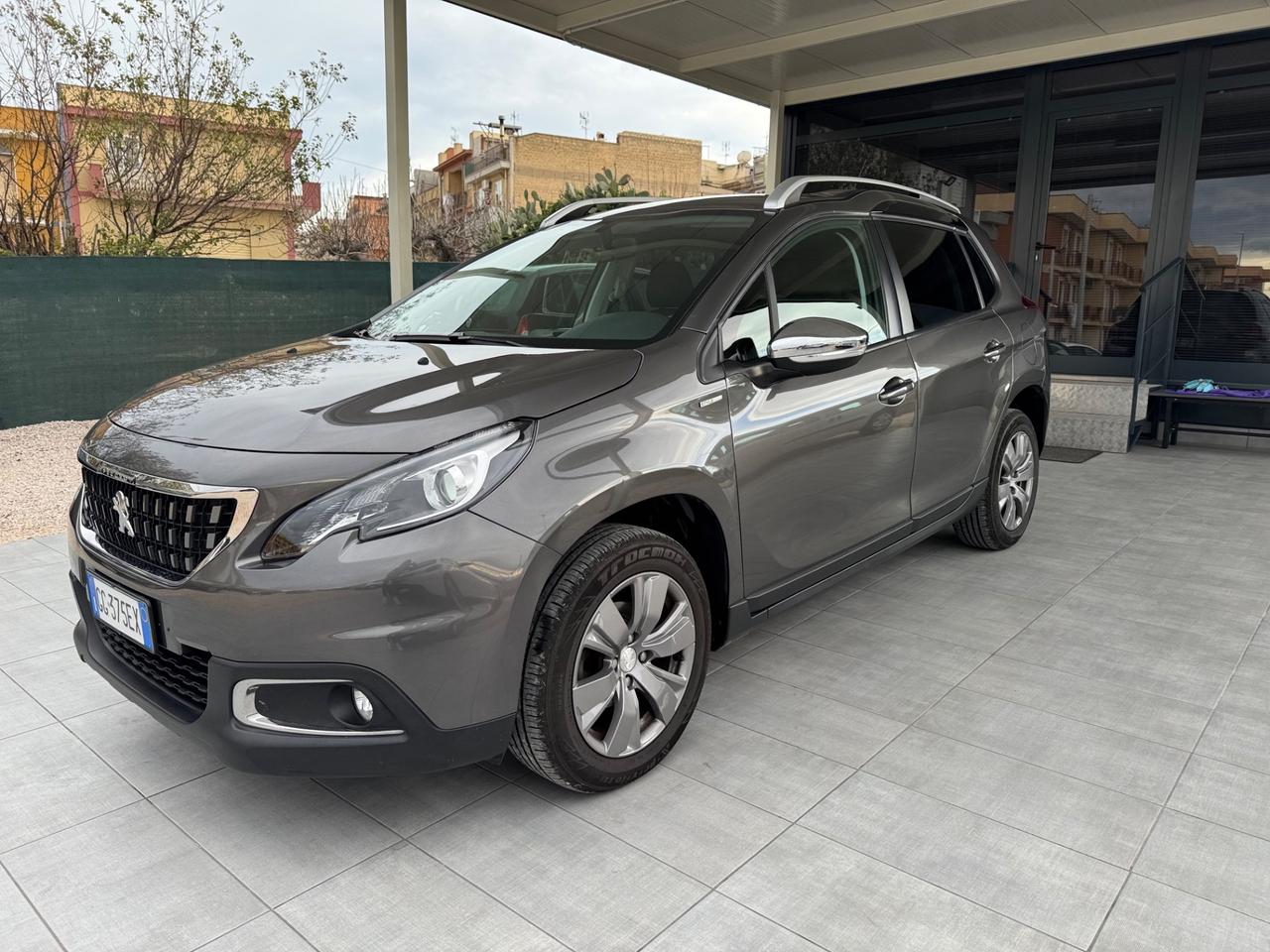 Peugeot 2008 PureTech 82 S&S Style