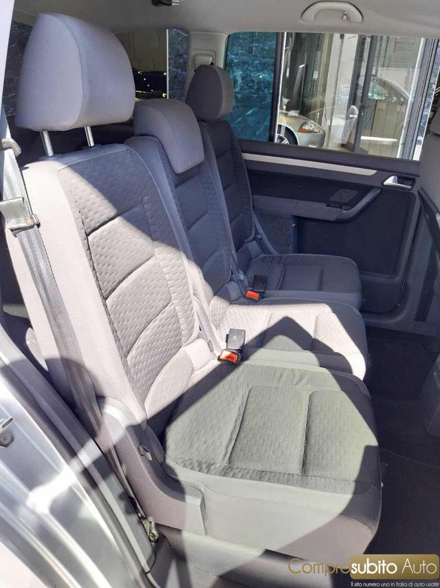 VOLKSWAGEN Touran 1.6 Trendline Bifuel G
