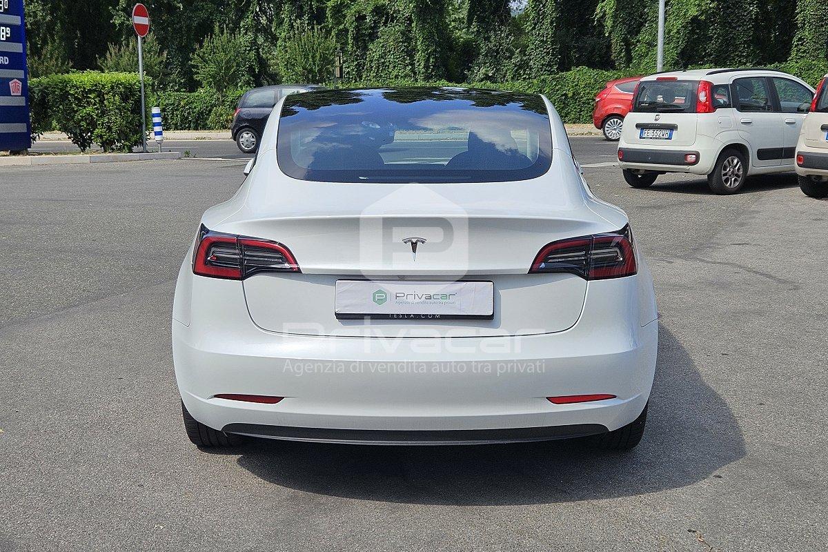 TESLA Model 3 RWD