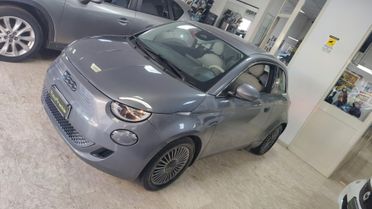 Fiat 500e Berlina 42 kWh