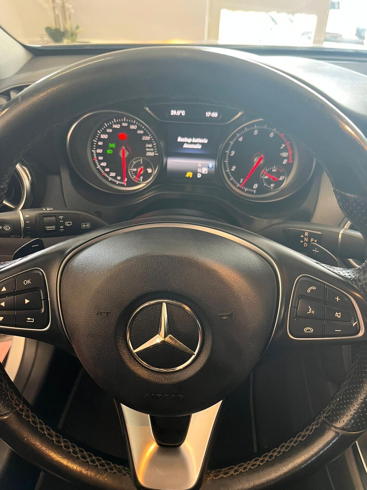 Mercedes-benz GLA 220 Automatic 4Matic Sport