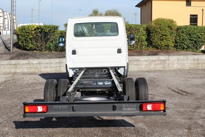 Carro attrezzi IVECO Daily72C18 pianale e forca gru