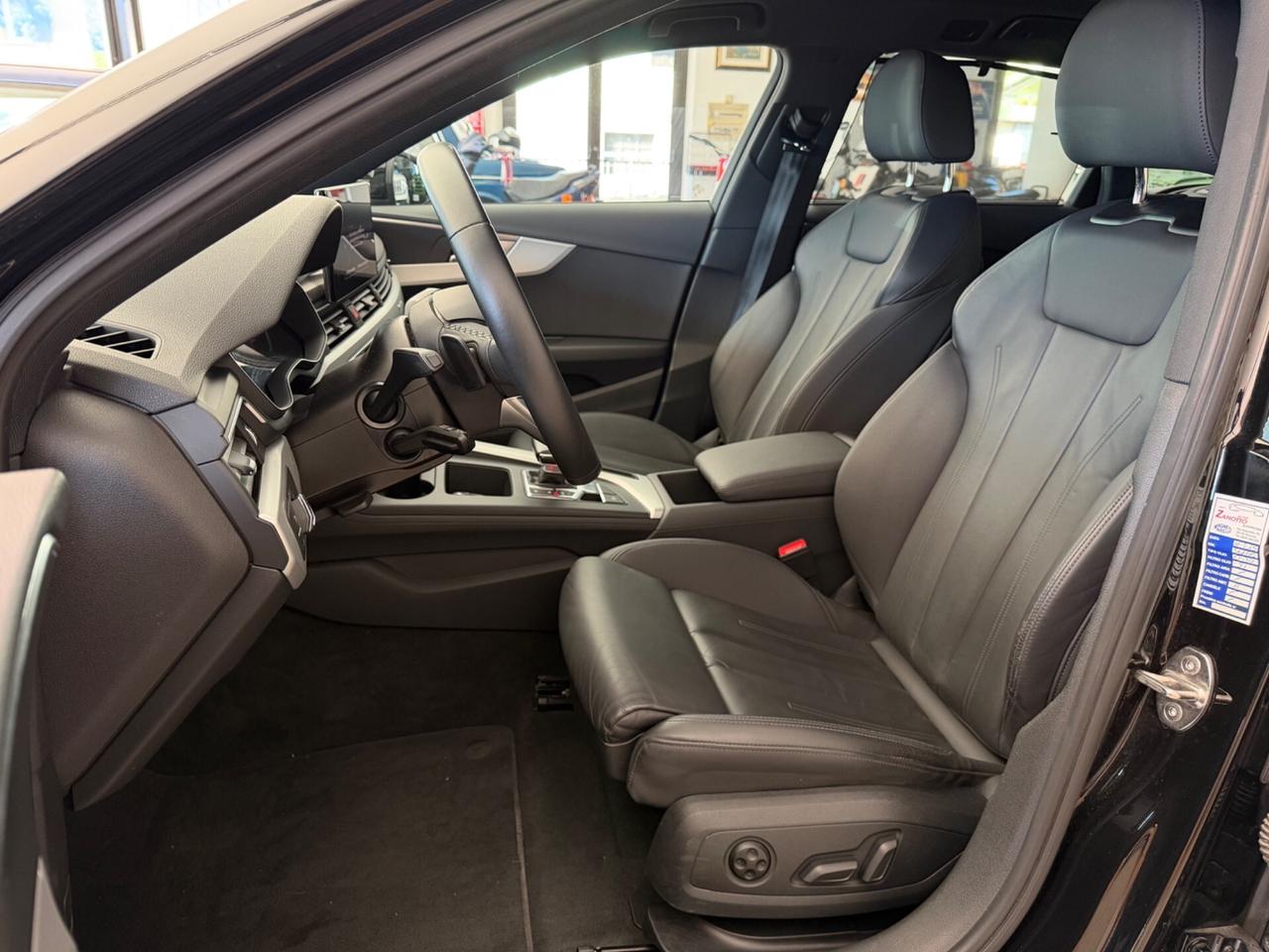 AUDI A4 Avant 40 2.0 tdi mhev quattro 204cv Gancio Traino * IVA ESPOSTA*