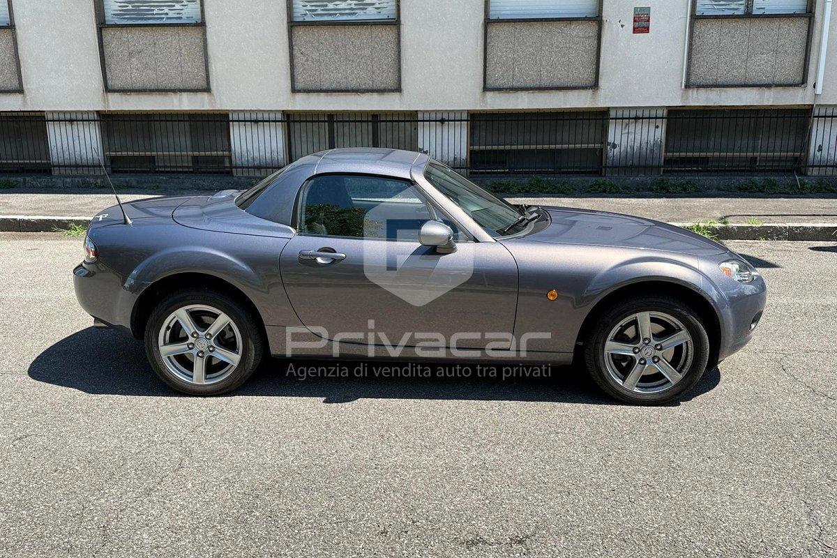 MAZDA MX-5 Roadster Coupé 1.8L Wind