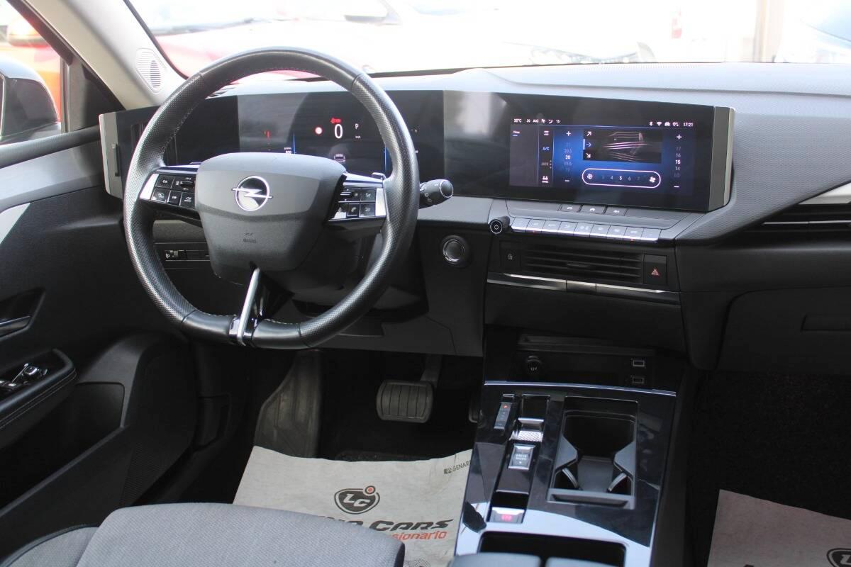 Opel Astra 1.2 t Elegance s&s 130cv AUTO con CAM e CarPlay