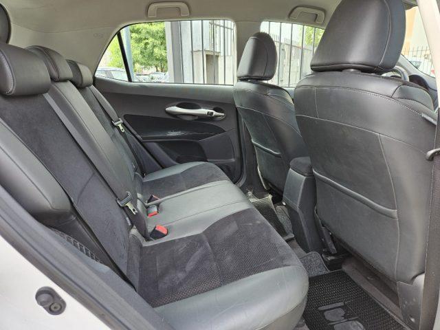 TOYOTA Auris 1.8 5 porte