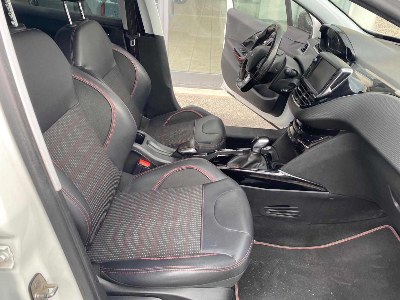 Peugeot 2008 BlueHDi 100 GT Line - 2017