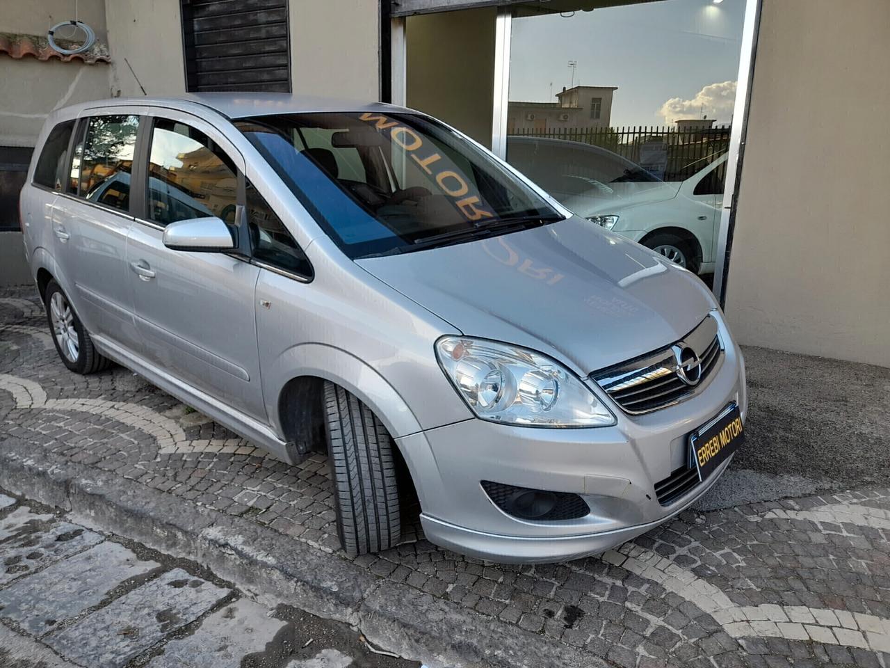 Opel Zafira 7 POSTI BENZ/METANO X NEOPATENTATI