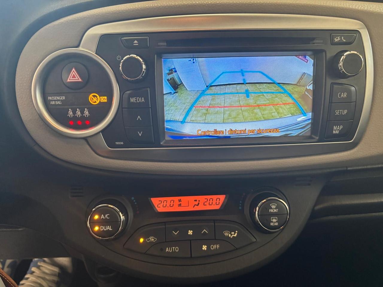 TOYOTA YARIS ANNO 2013 DS 1.4 ADATTA NEOPATENTATI KM 100 MILA
