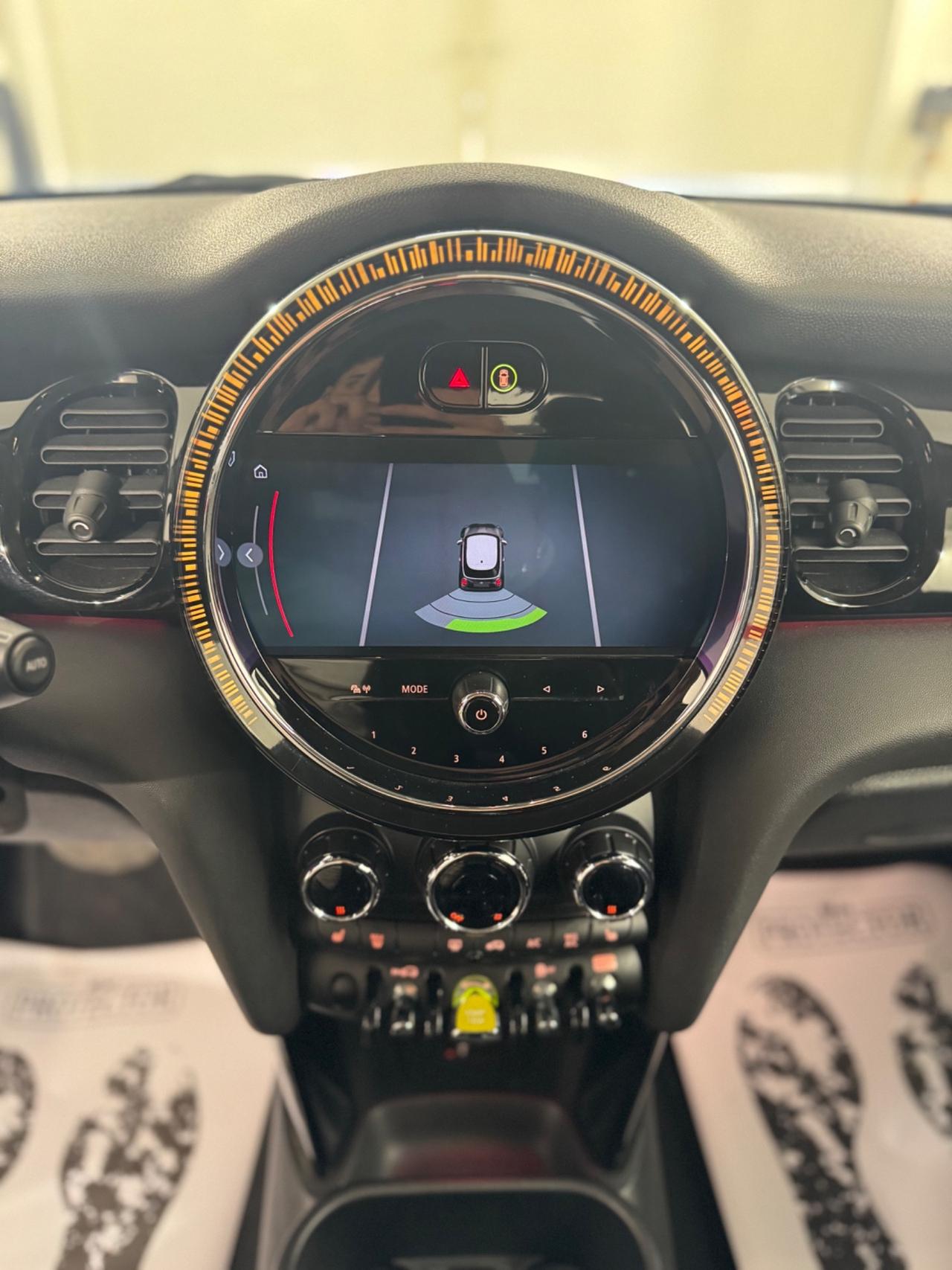 Mini Full Electric Cooper SE Yours PROMO OMAGGIO BLACK FRIDAY FINO AL 29 NOVEMBRE