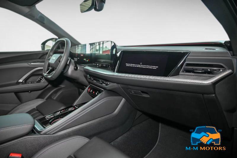 AUDI Q5 TDI quattro S tronic