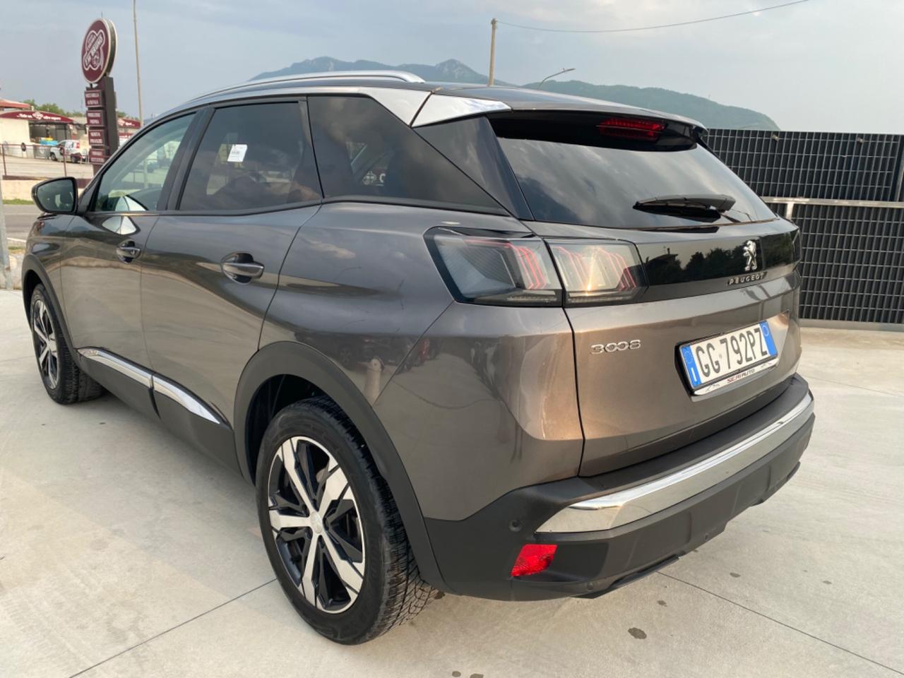 Peugeot 3008 BlueHDi 130 S&S Allure 2021