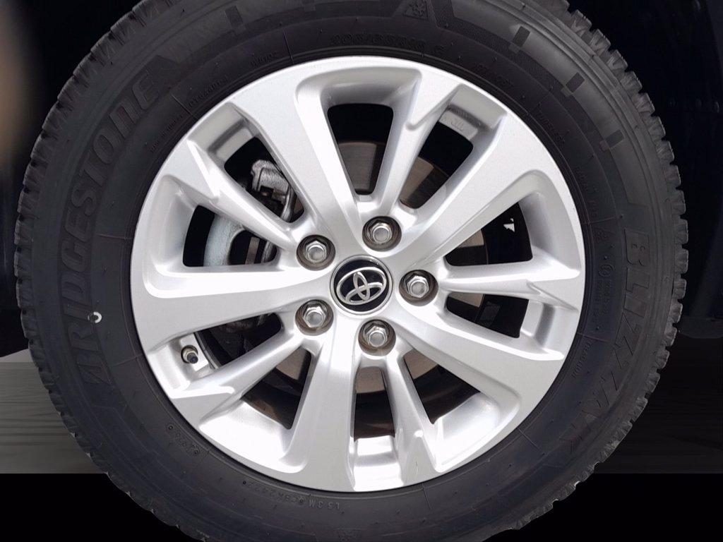 TOYOTA Yaris cross 1.5h active fwd 116cv e-cvt del 2022