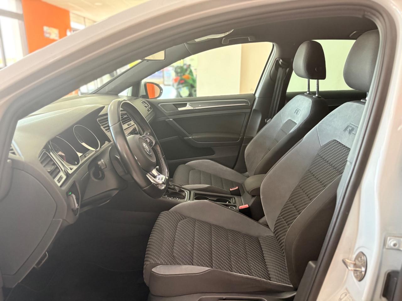 Volkswagen Golf 1.5 TSI ACT DSG R LINE PERMUTE FINANZIAMENTI