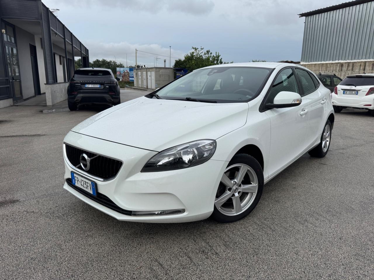 Volvo V40 D2 Business Plus