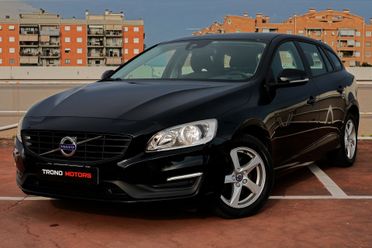 Volvo V60 D2 R-design