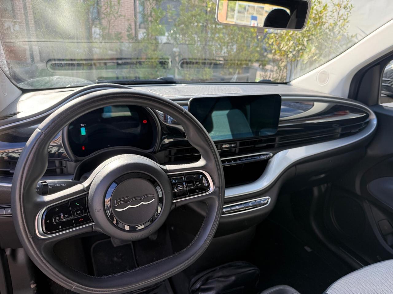 Fiat 500e Cabrio 42 kWh LA PRIMA (Soh 100%)