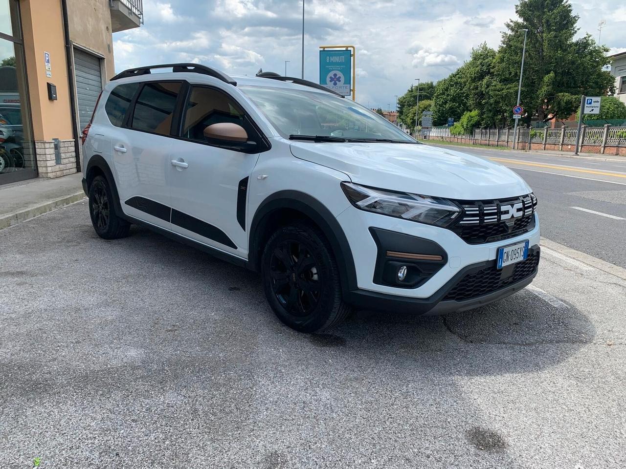 Dacia Jogger 1.6 Hybrid Unicop. Neop. Garanz.