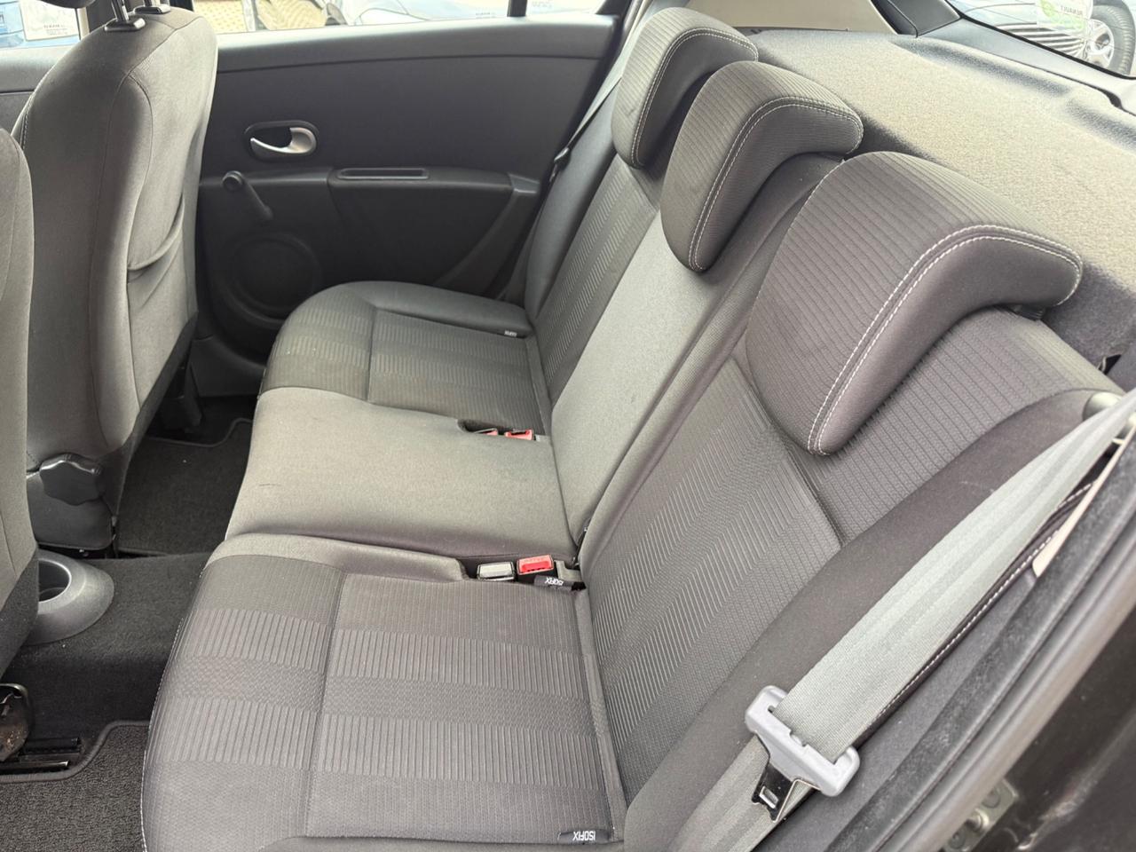 Renault Clio 1.5 dCi 90CV 5 porte Km Certificati