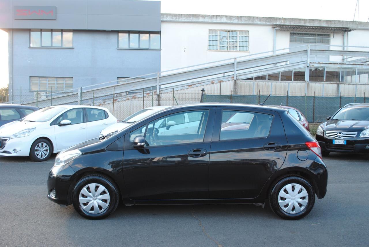 TOYOTA YARIS 1.0 69 CV OK NEOPATENTATI