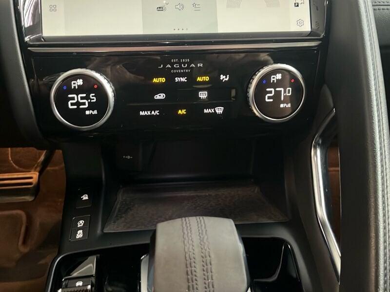 Jaguar E-Pace 2.0 D163 SE awd auto