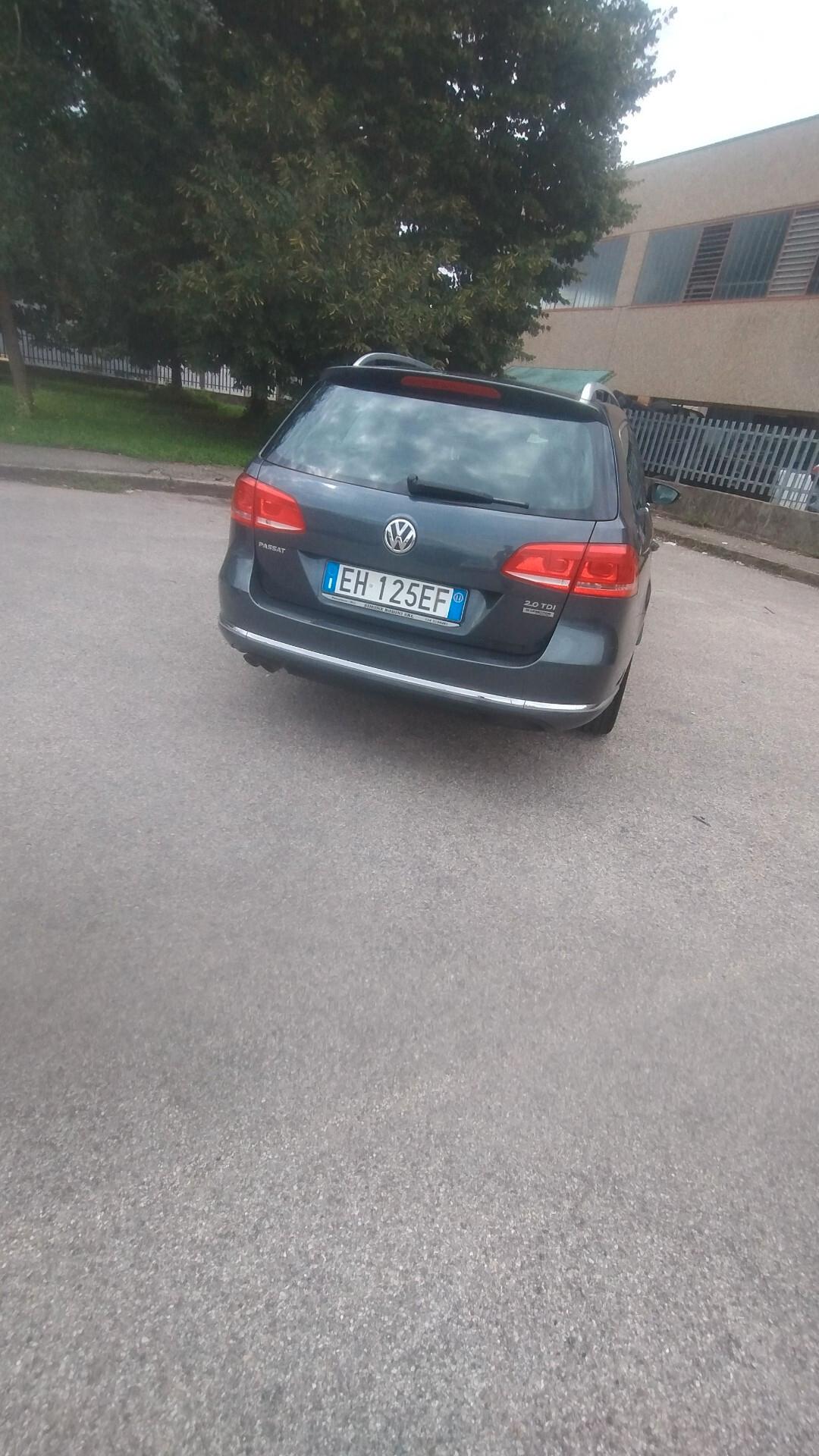Volkswagen Passat 2.0 TDI DSG Highline BlueM. Tech.