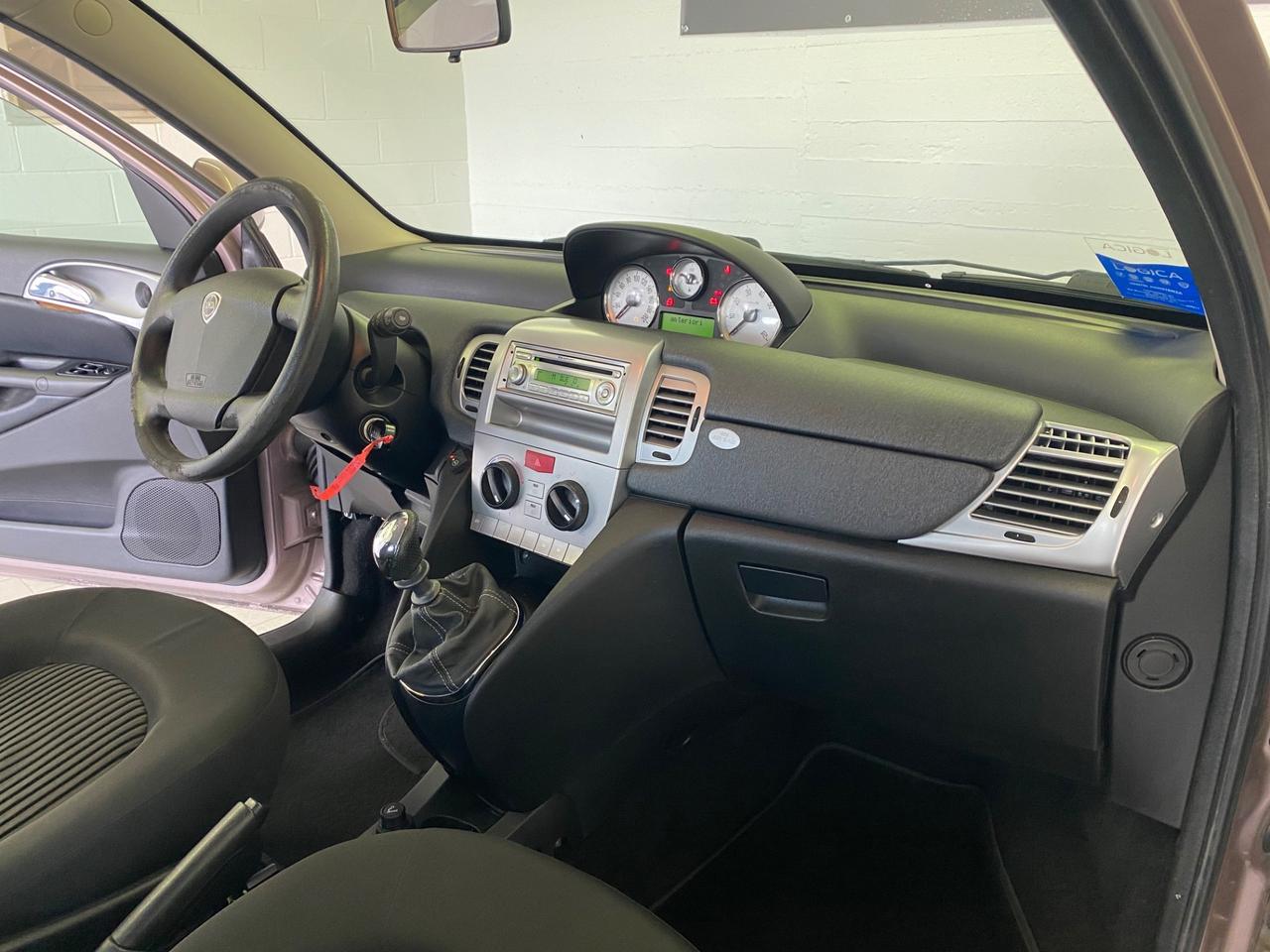 Lancia Ypsilon 1.2 GPL EURO5 NEOPATENTATI