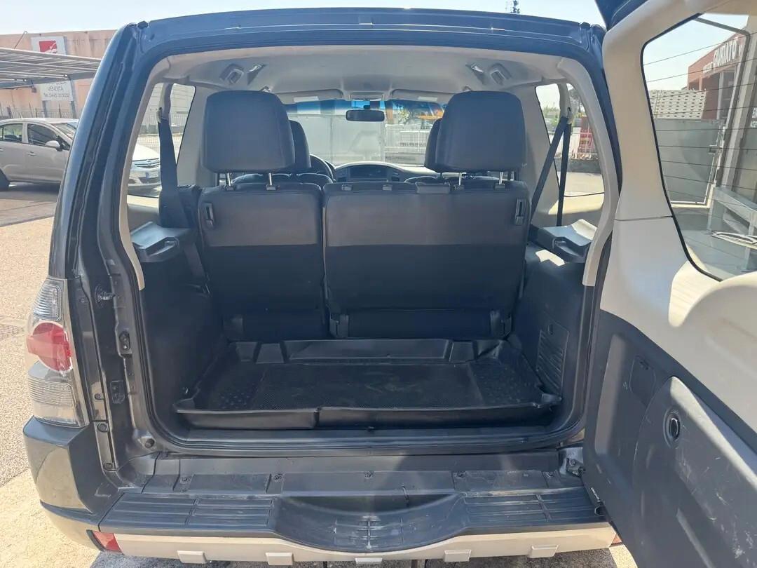 Mitsubishi Pajero 3.2 DI-D 16V 3p. Invite DPF