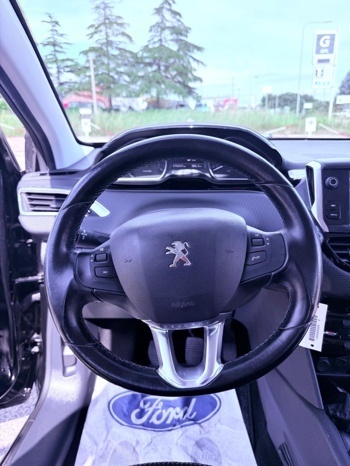 Peugeot 208 PureTech 82 5p. GPL Ok neopatentati