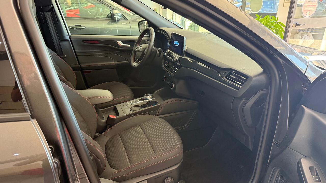 Ford Kuga 2.0 TDCI 120 CV ST - LINE