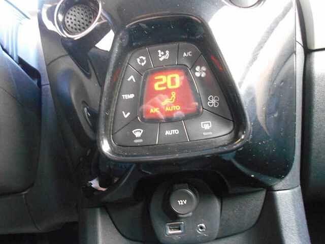 Toyota Aygo 1.0 VVT-i 69 CV 5P x-wave TET APRIB x NEOPAT