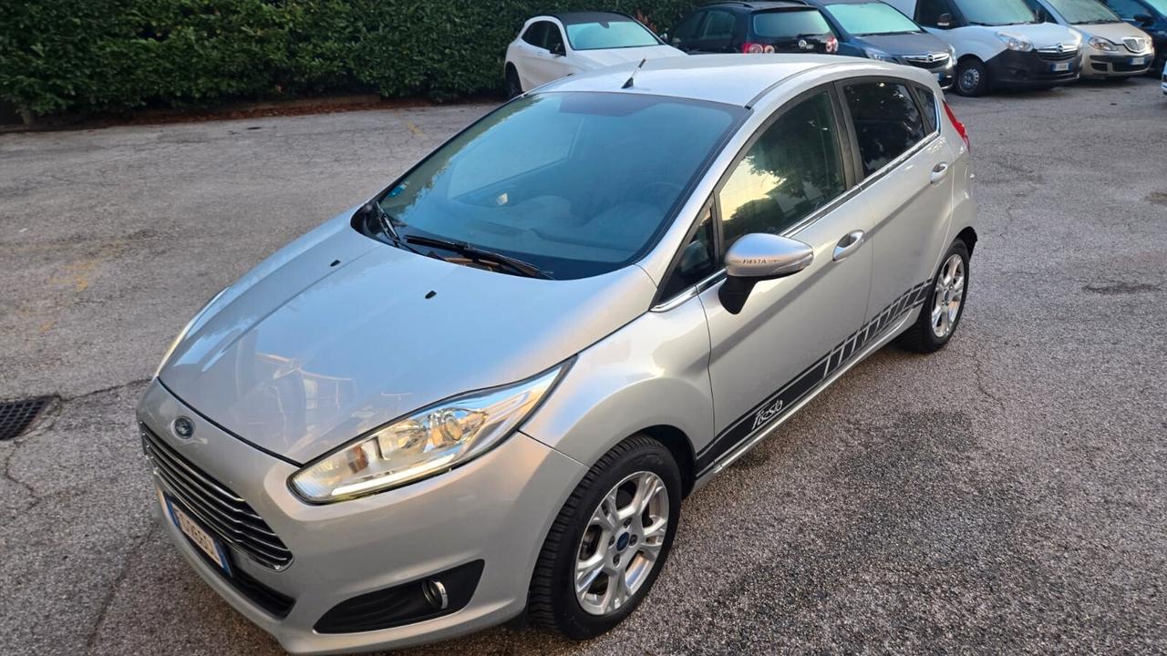 Ford Fiesta 1.5 TDCi 75CV 5 porte Titanium Neopatentati