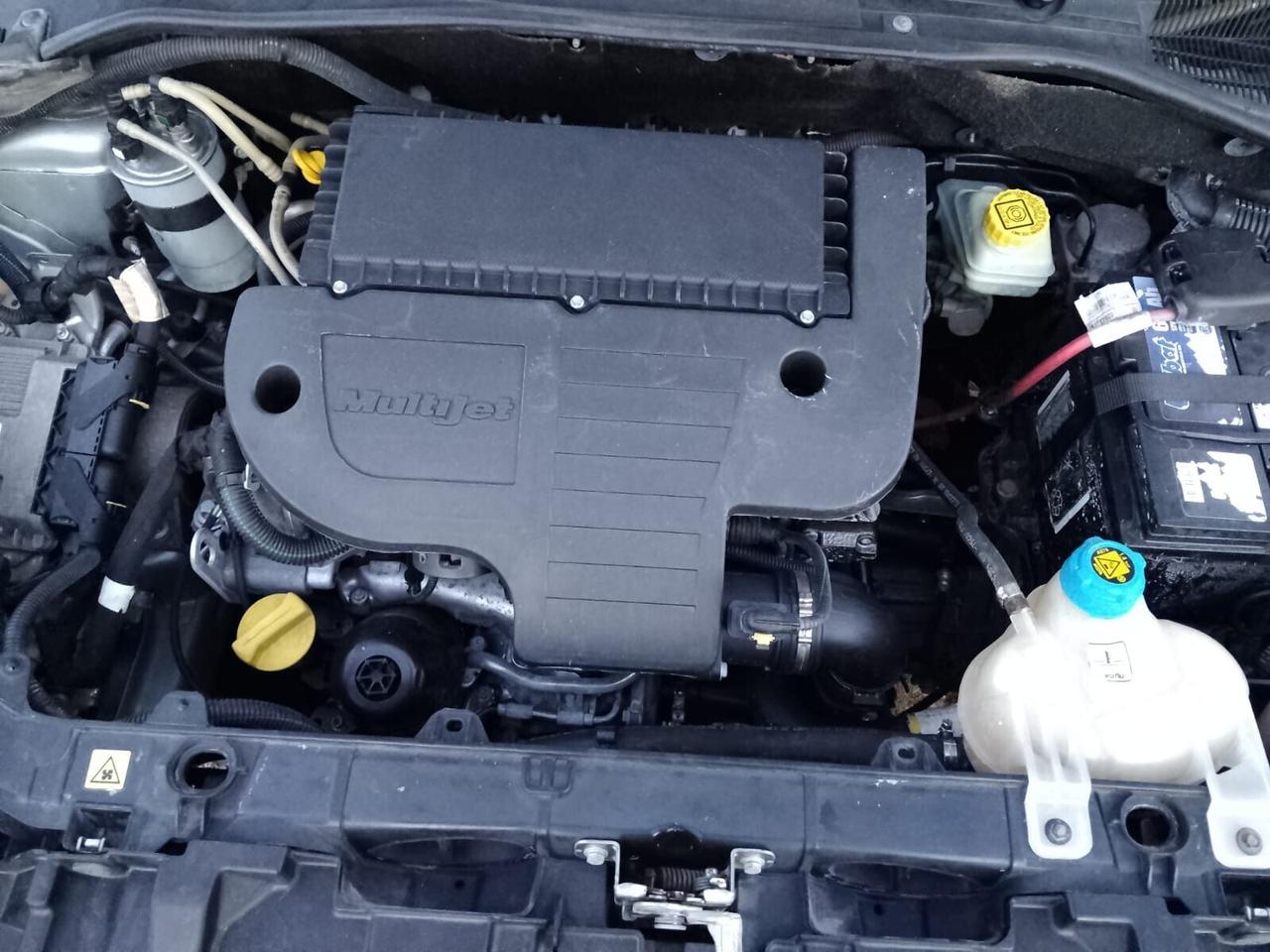 Fiat Grande Punto 1.3 MJT 75 CV 5 porte Dynamic