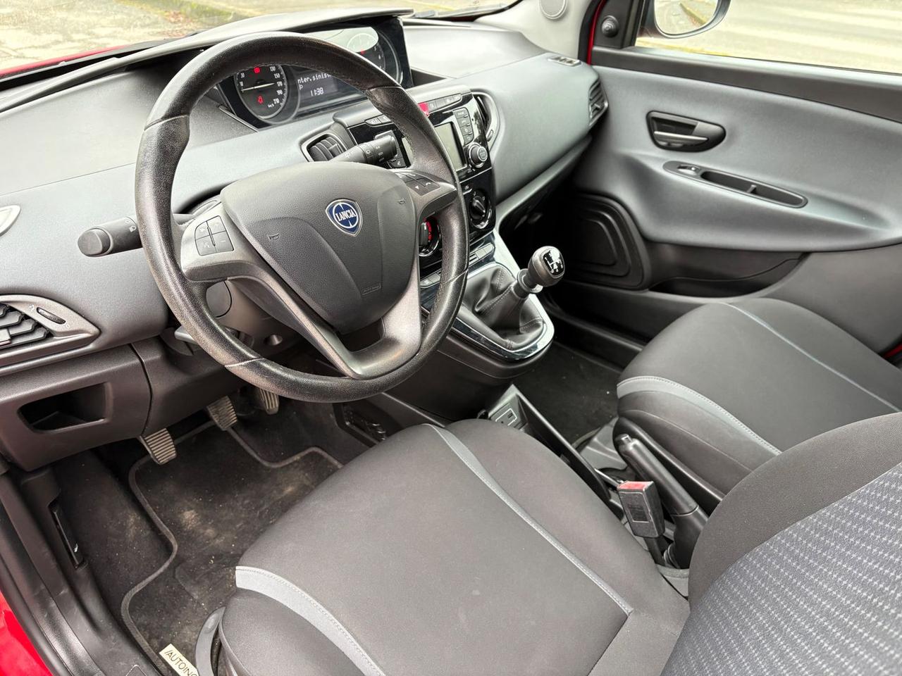 Lancia Ypsilon Platinum 1.2