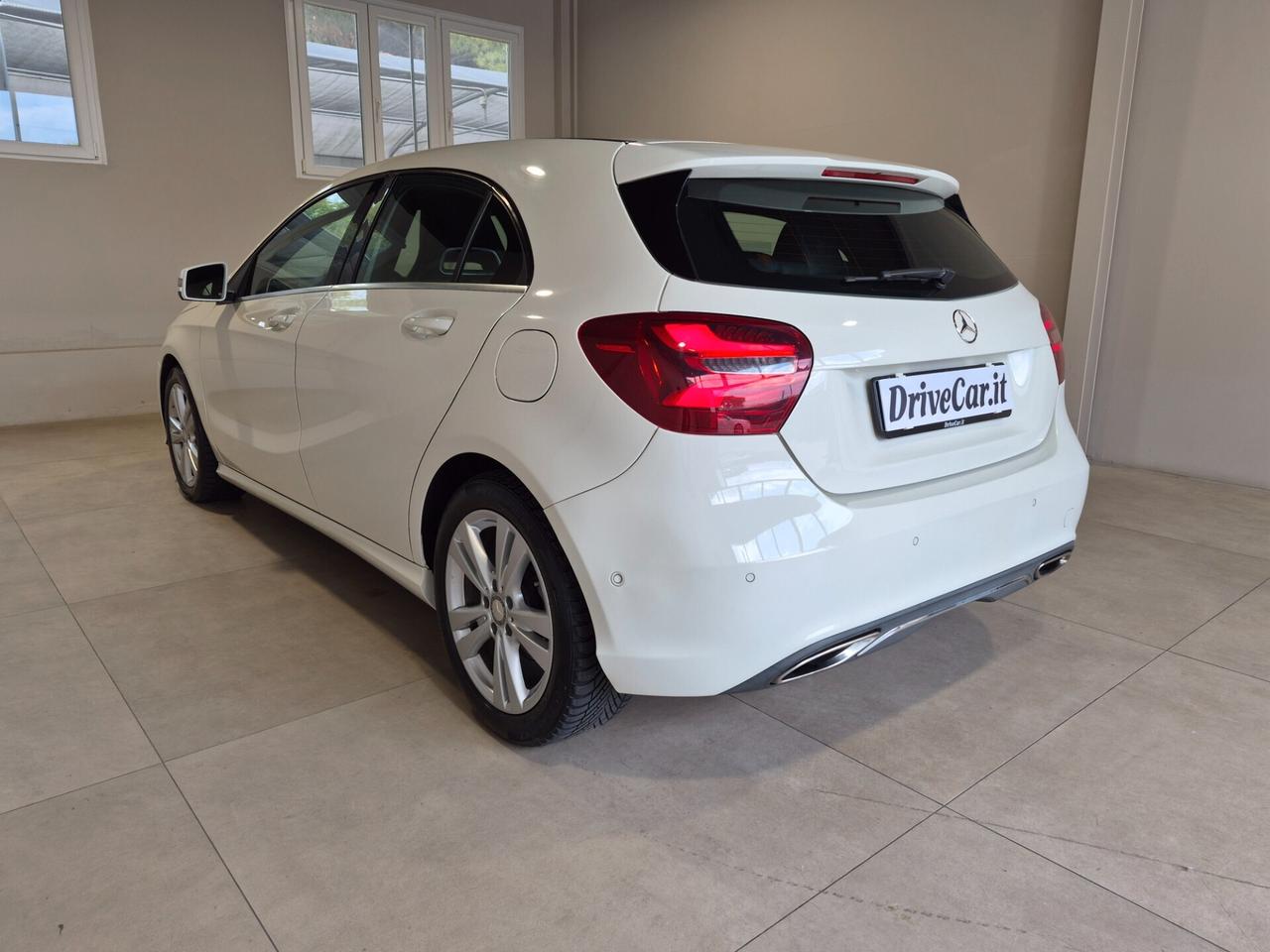 Mercedes-Benz A 180 CDI PELLE LED NAVI C.17 SEDILI RISCALDABILI KEYLESS CLIMA SENSORI ANT. E POST. BLUETOOTH SELETTORE MODALITA' GUIDA