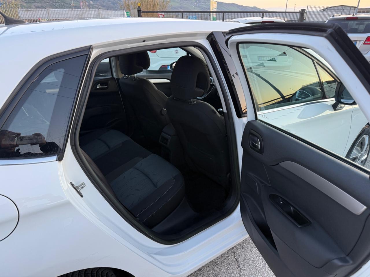 Citroen C4 1.6 e-HDi 115 airdream Exclusive