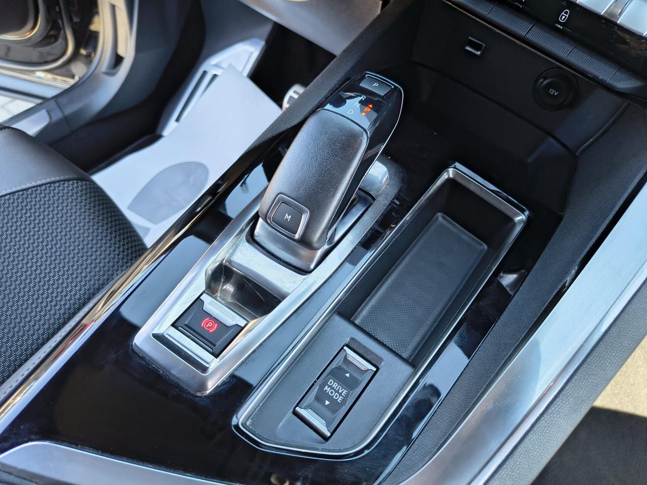 Peugeot 3008 GT 1.5 BlueHDi *CAMBIO AUTOMATICO* PREZZO SENZA VINCOLI