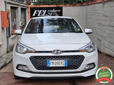 HYUNDAI i20 i20 5p 1.2 Blackline 84cv