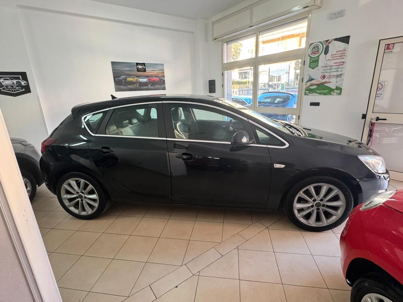 Opel Astra 1.7 CDTI 110CV 5 porte Cosmo