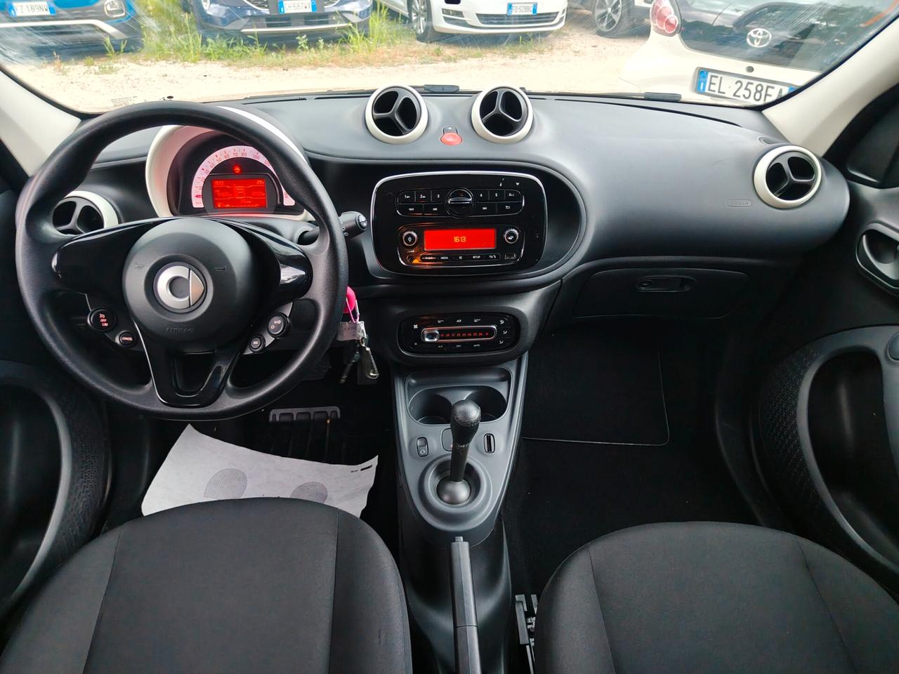 Smart ForFour 70 1.0 twinamic solo 71000km PREZZO REALE