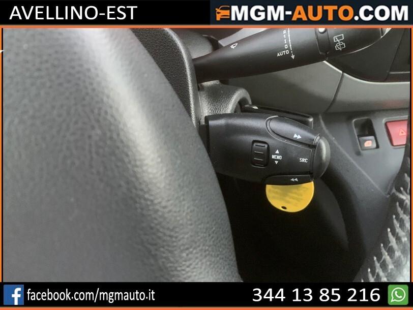 Peugeot Partner Tepee BlueHDi 100 Outdoor