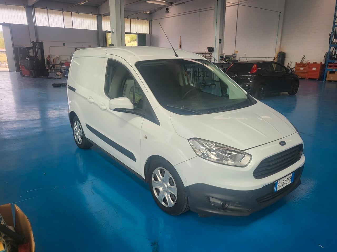 Ford Transit Courier Transit Courier 1.5 TDCi 75CV Van Entry