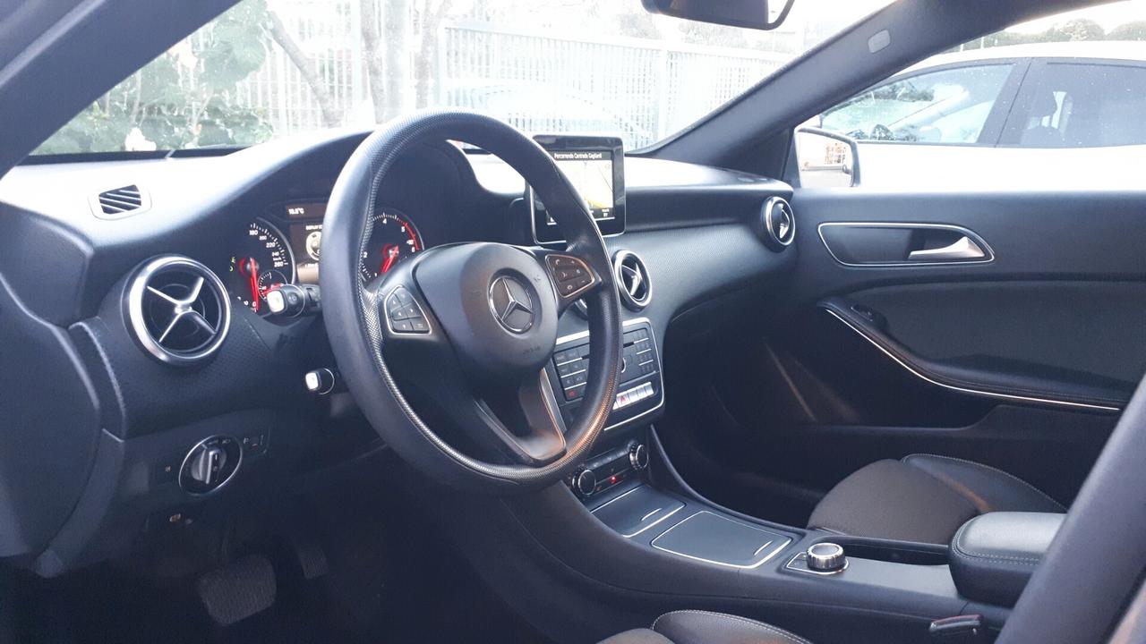 Mercedes-benz classe A 180d 7GTRO SPORT Restay2016