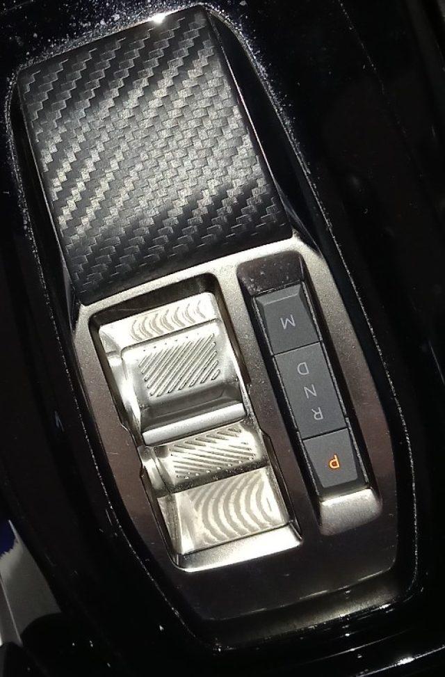 PEUGEOT 2008 BlueHDi 130 S&S EAT8 Active Pack