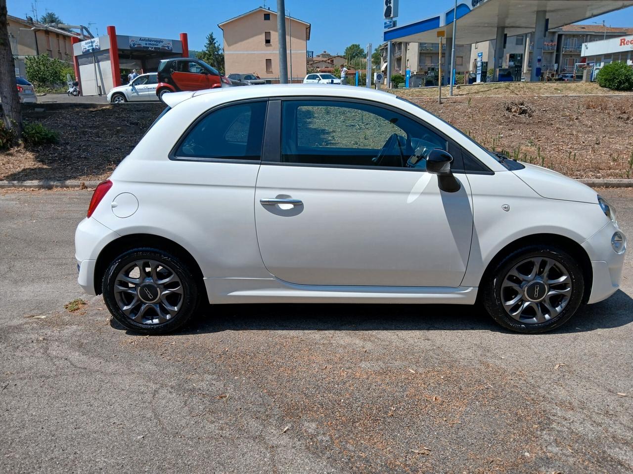 Fiat 500 1.0 Hybrid Connect 11700€