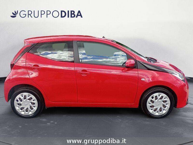 Toyota Aygo II 2018 5p 5p 1.0 x-cool 72cv