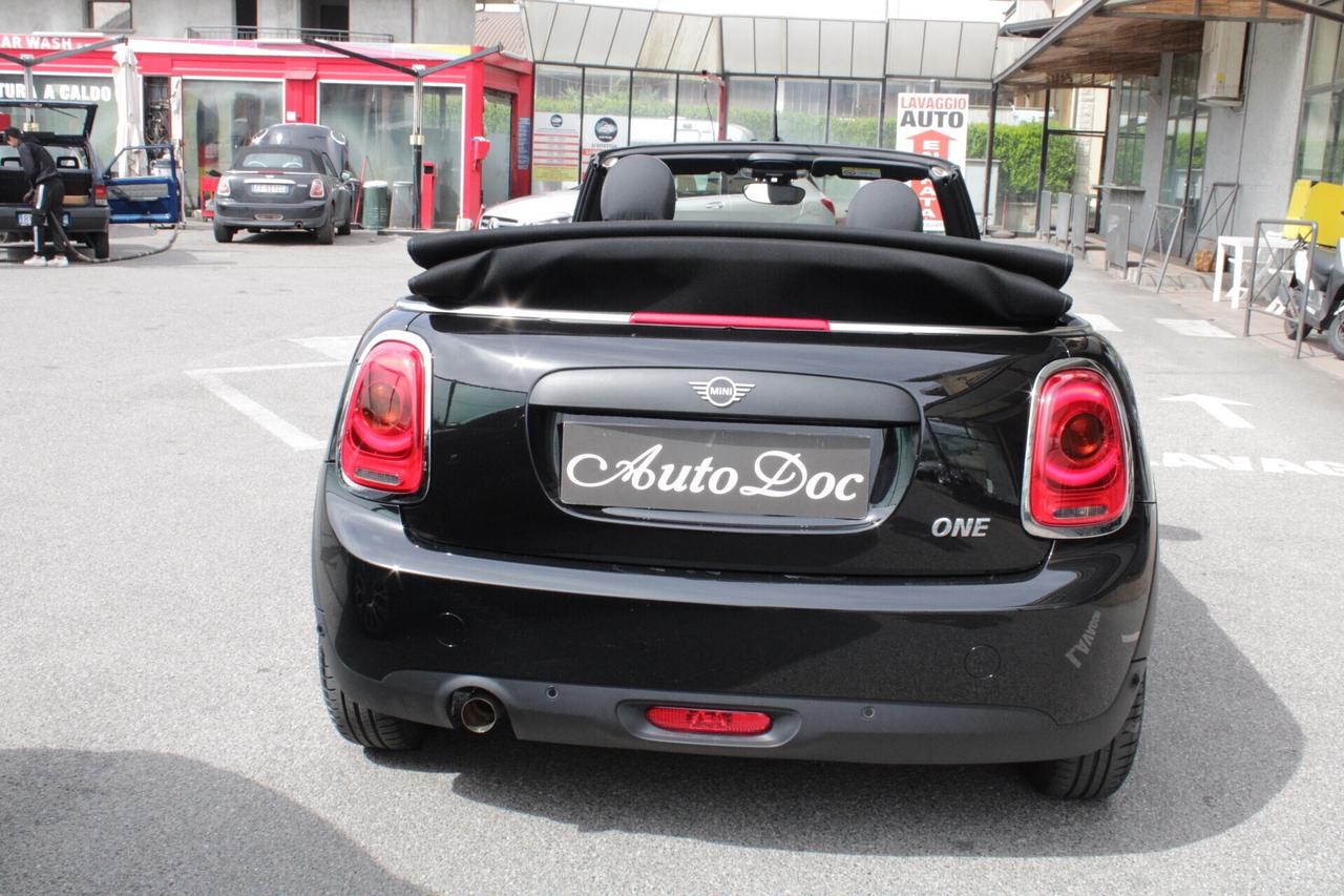 Mini One Cabrio POCHISSIMI CHILOMETRI COME NUOVA NAVI SENSORI!