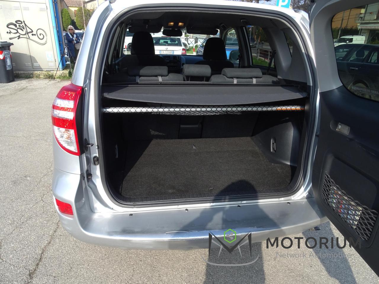 Toyota RAV4 5 Porte RAV4 Crossport 2.2 d-4d 2wd 150cv